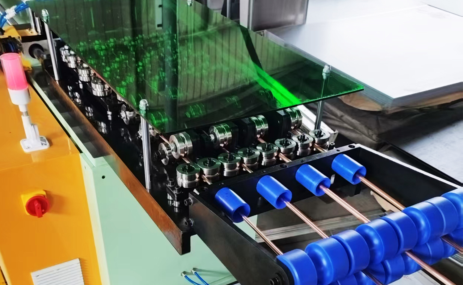 آلة قطع الأنبوب الأوتوماتيكية SC-4-1000A بدون رقاقة آلة قطع الأنبوب الأوتوماتيكية SC-4-1000A بدون رقاقة